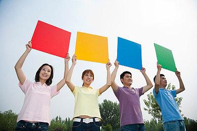 剧情探索游戏《Hindsight》主机版将于12月6日发售